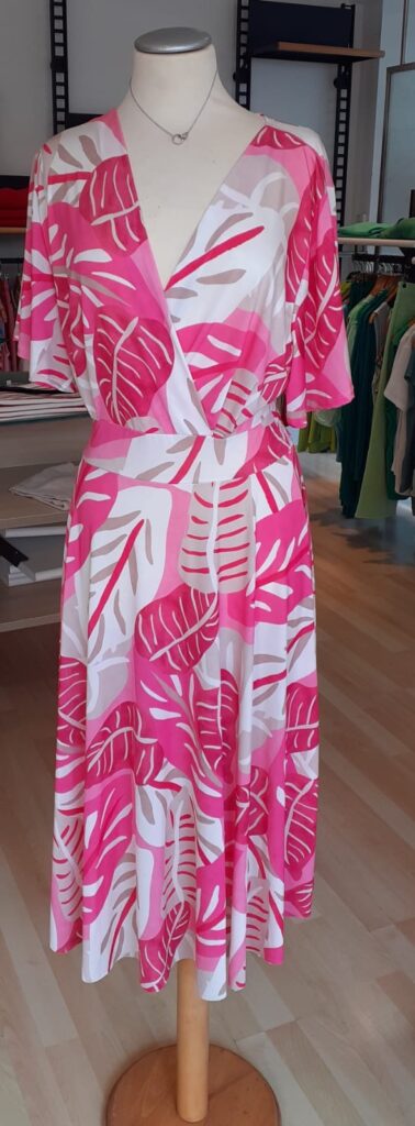 pinkes Kleid