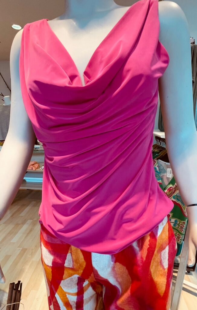 Shirt mit Wasserfallkragen