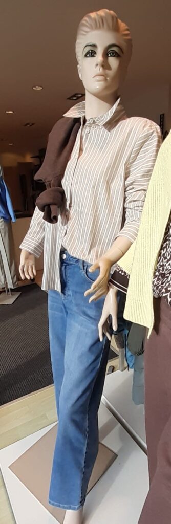 Bluse von Cecil und Jeans von Blue Fire