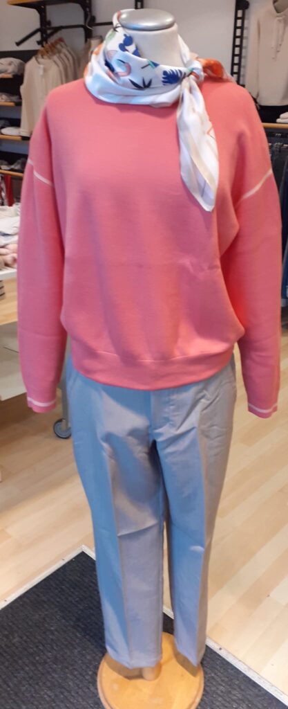 Strick von Street One und Chinohose light terra mocca von Street One