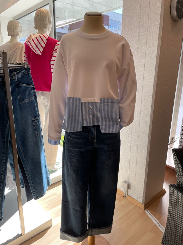 Sweatshirt weiß mit Bluseneinsatz von Smith & Soul