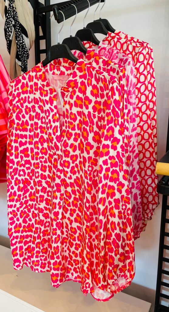 Blusen mit grafischen Muster