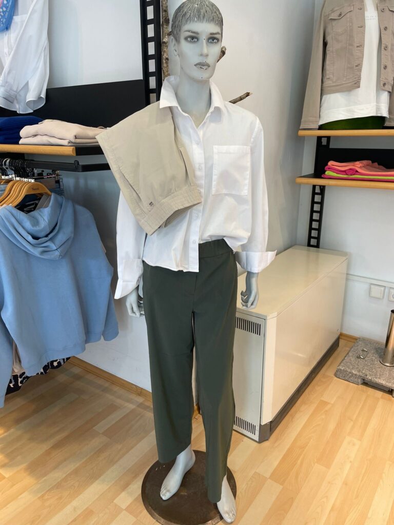 Leichte Hose Wide Leg in khaki und beige von Cecil