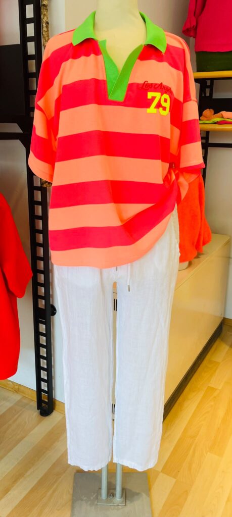 Sweatshirt mit Kragen in orange/korall