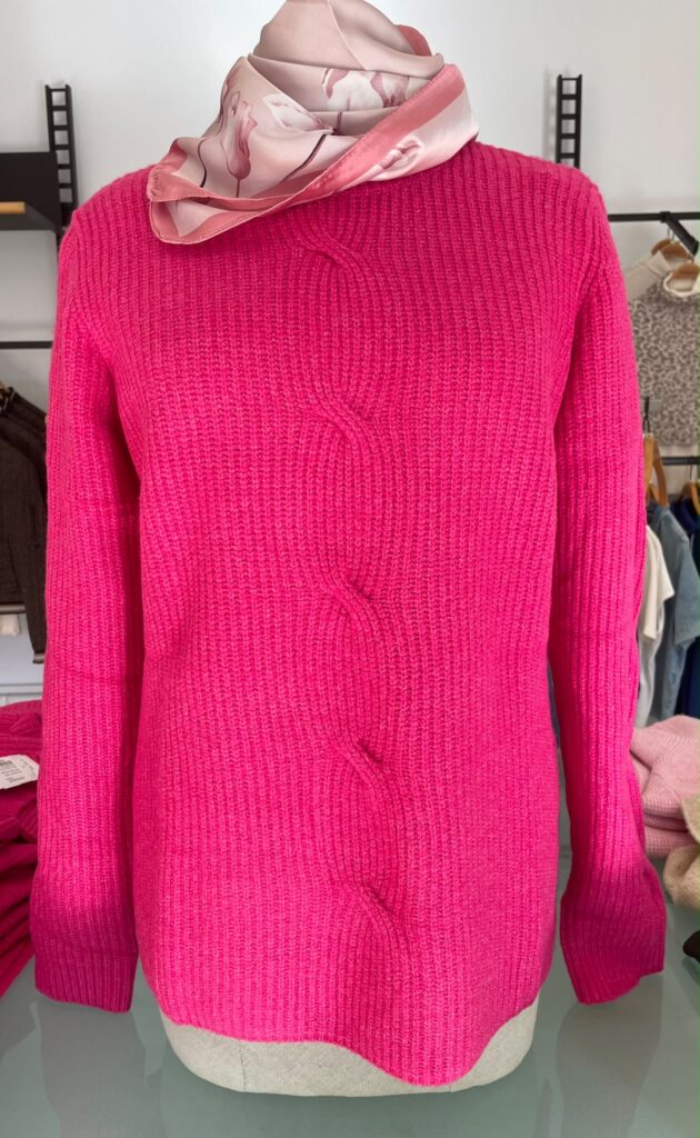 pinker Pullover Turtelneck und Zopfmuster von Cecil